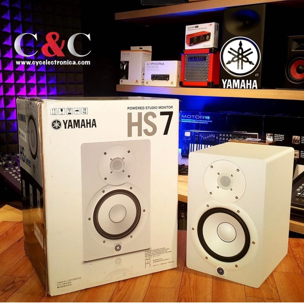 Yamaha HS7 Monitores de Estudio (3PARYAHS7E) (el par)